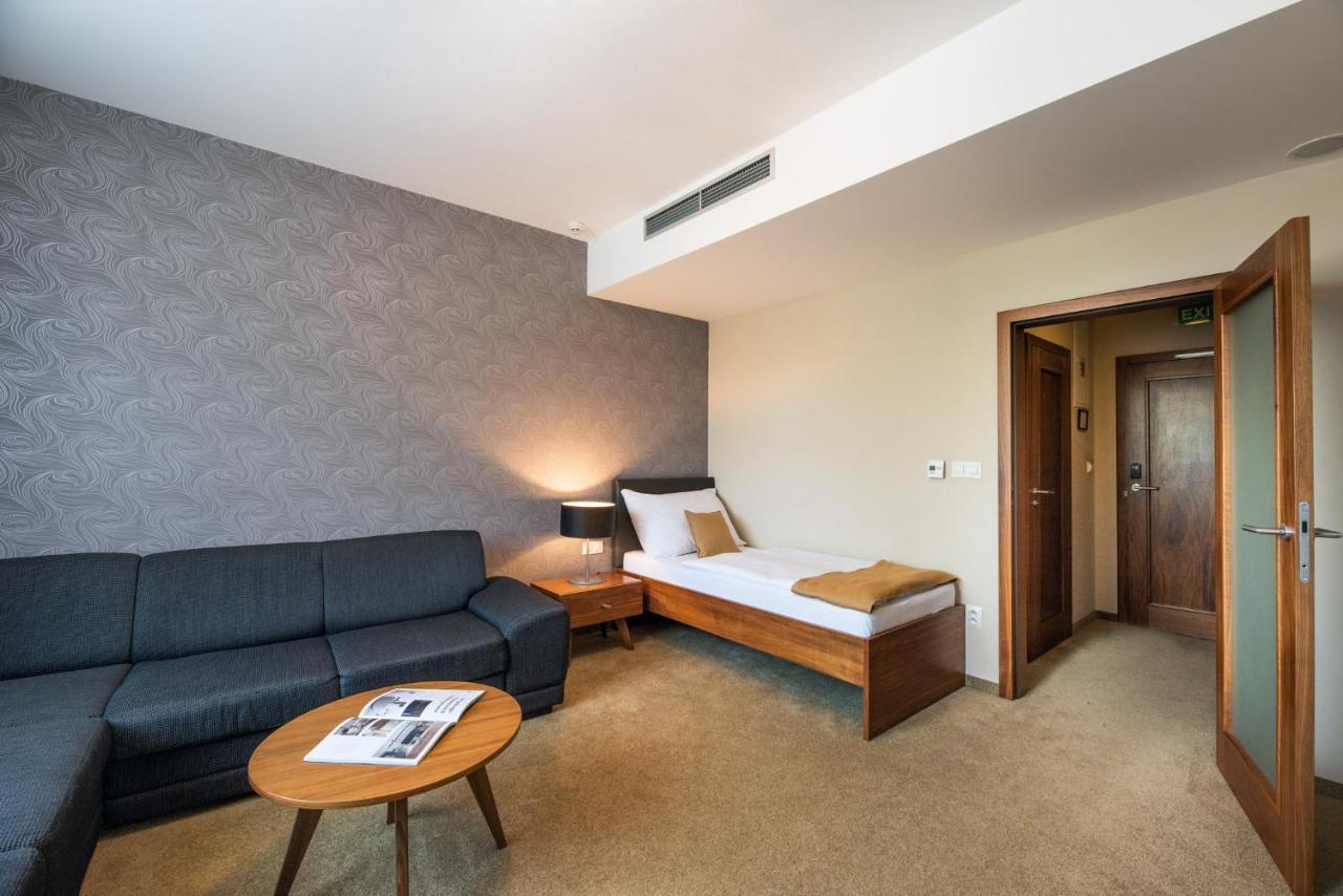 Hotel Vetruse Usti nad Labem Bagian luar foto